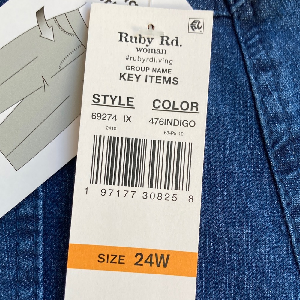 Ruby Rd. Jean Short pull on indigo denim with slimming contour waistband 24W - Picture 12 of 16